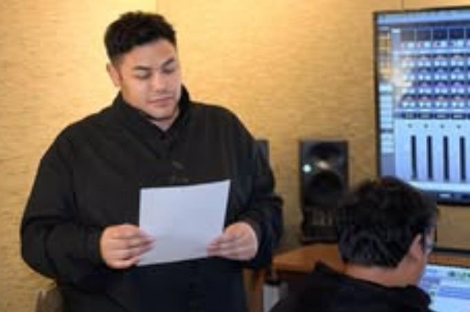 Asuh 20 Santri, Ivan Gunawan: Kita Mau Cetak Generasi Hebat