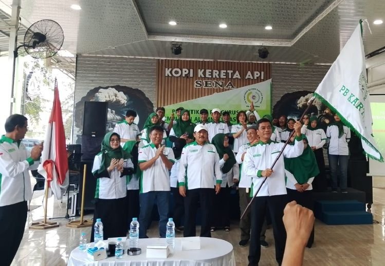 Dilantik Resmi Jadi Presiden PBHA Kartika Medan, Budi Dharma Tegaskan Komitmen Perkuat Solidaritas Alumni Berbasis Gotongroyong