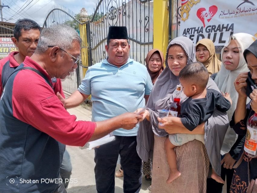 Bersama DMDI, Tomy Winata Salurkan 10.000 Bingkisan di Lokasi Bencana Sumatera