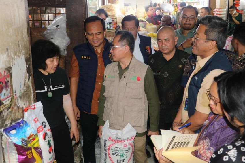Satgas Pangan Polda Sumut dan Bapanas RI Sidak Pusat Pasar Medan, Stok Beras dan Minyakita Dipastikan Aman