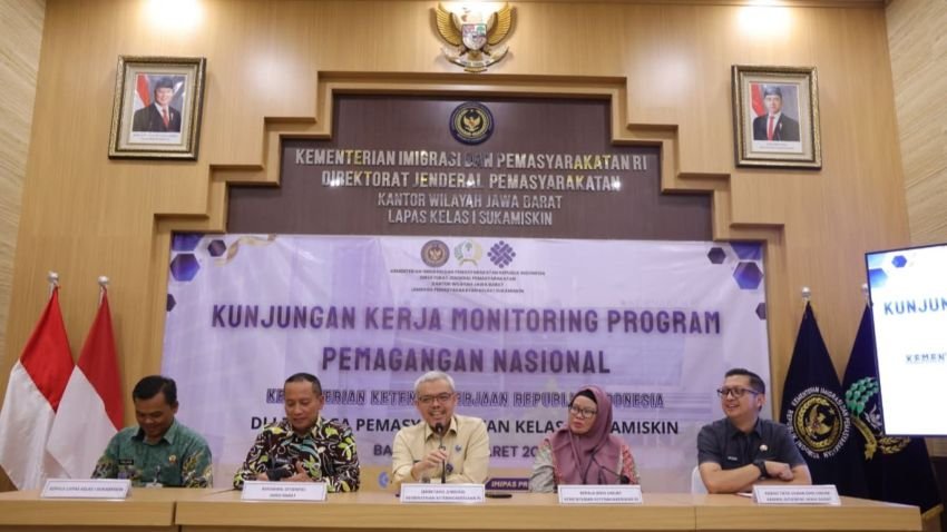 Sekjen Kemnaker Cek Pemagang di Lapas Sukamiskin Dapat Skill dan Pengalaman Kerja