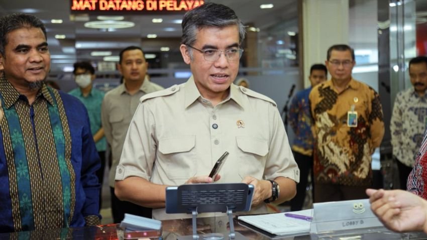 Menaker Yakinkan Posko THR Tetap Siaga dan Prioritaskan Aduan