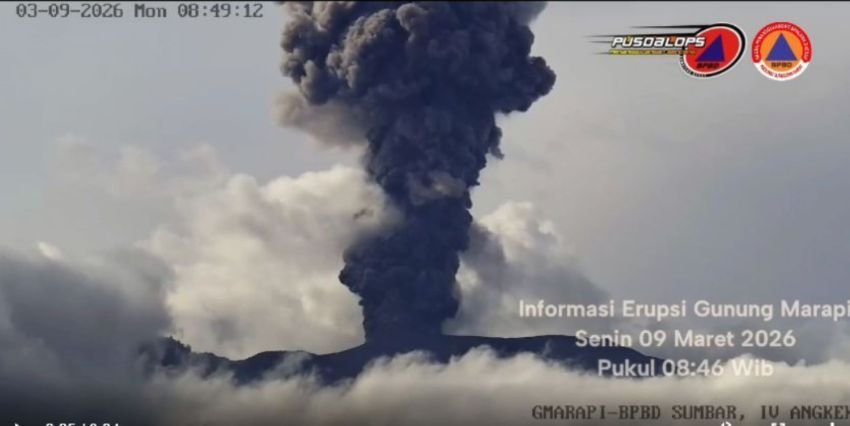 Gunung Marapi Erupsi Besar, Abu Vulkanik Membumbung Setinggi 1.600 Meter