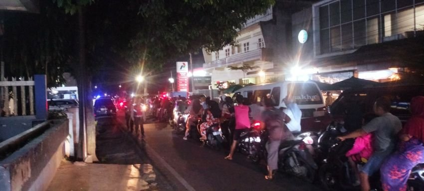 Imbas Keterangan Mentri ESDM Terkait Stok BBM, Sejumlah SPBU di Kota Padangsidimpuan Padat