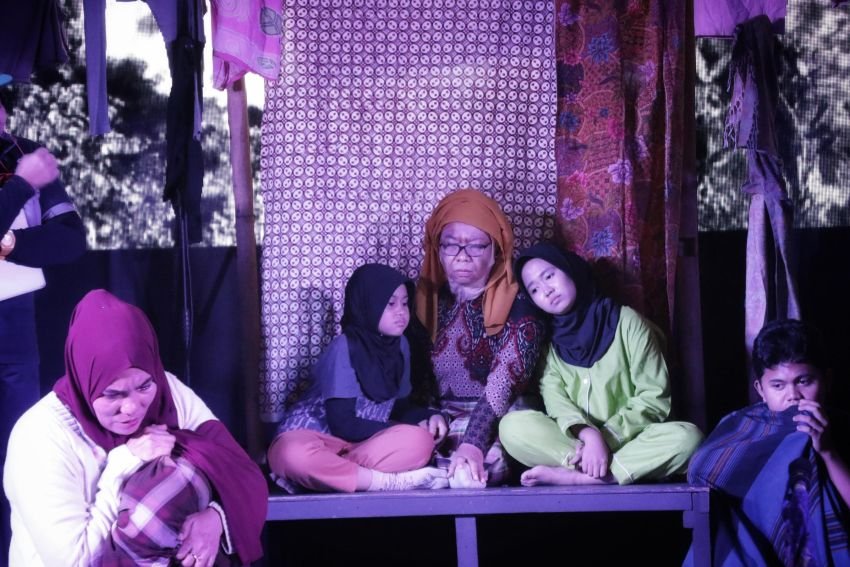 Ketika Data Menjadi Air Mata, Kolaborasi Jurnalis dan Seniman Hadirkan Teater Kemanusiaan di Medan