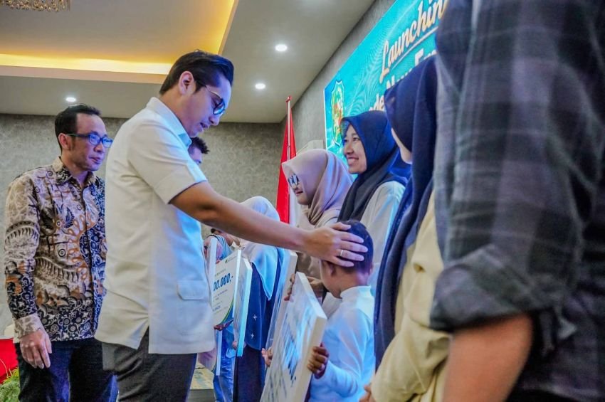 Rico Waas Perkuat Perlindungan Pekerja, 40 Ribu Pekerja Informal Terdaftar BPJS