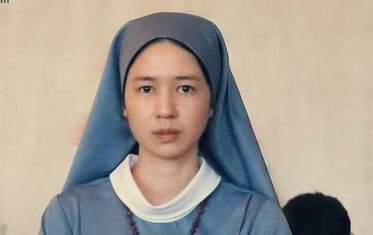 Laura Basuki Jadi Biarawati di Sumba
