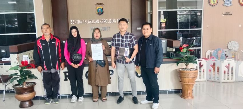 Keluarga Tersangka Laporkan 9 Oknum Polisi Polsek Belawan ke Ditreskrimum Poldasu
