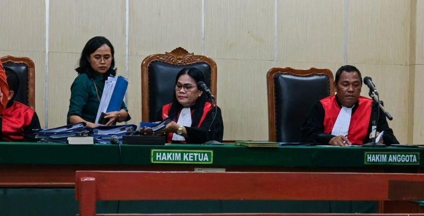 &lrm;Sidang PHI PT Tor Ganda, Hakim: Saudara Saksi Bisa Kami Perintahkan Supaya Ditahan  &lrm;
