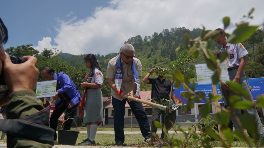 INALUM Dorong Kesejahteraan Masyarakat Samosir Lewat Bantuan Multisektor