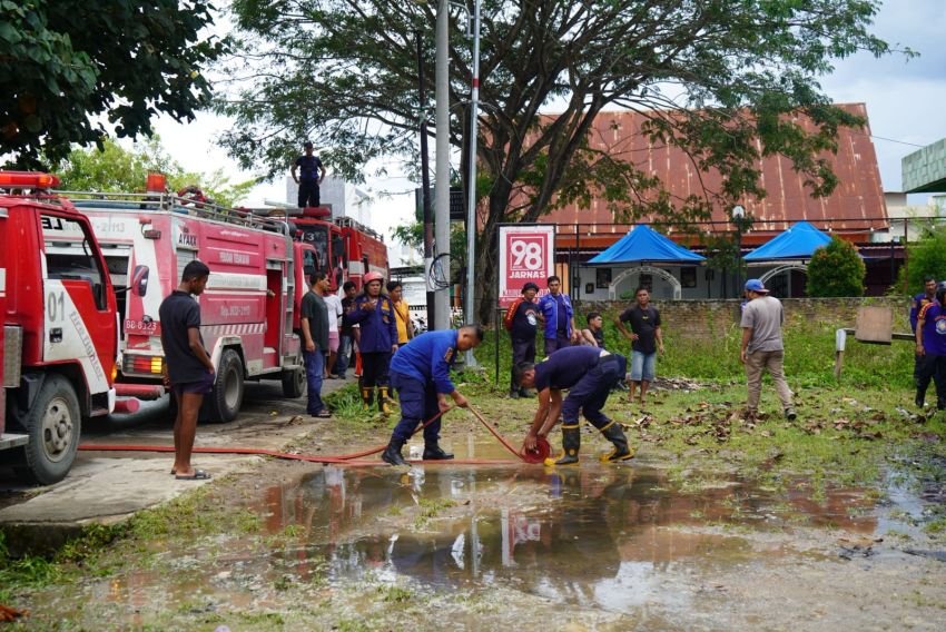 Rumah Ketua Jarnas &rsquo;98 Toba Terbakar, Damkar Kerahkan Tiga Unit Mobil