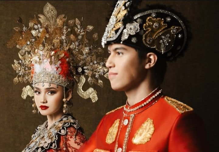 Berbusana Adat Gorontalo saat Foto Prewedding, Syifa Hadju Jadi Trending