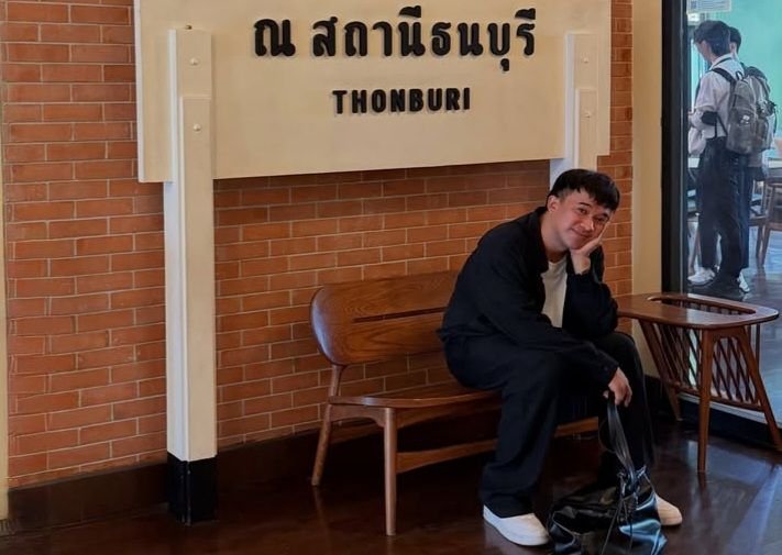 Tak Bisa Bahasa Inggris, Anwar BAB Kena Omel Petugas Bandara di Thailand