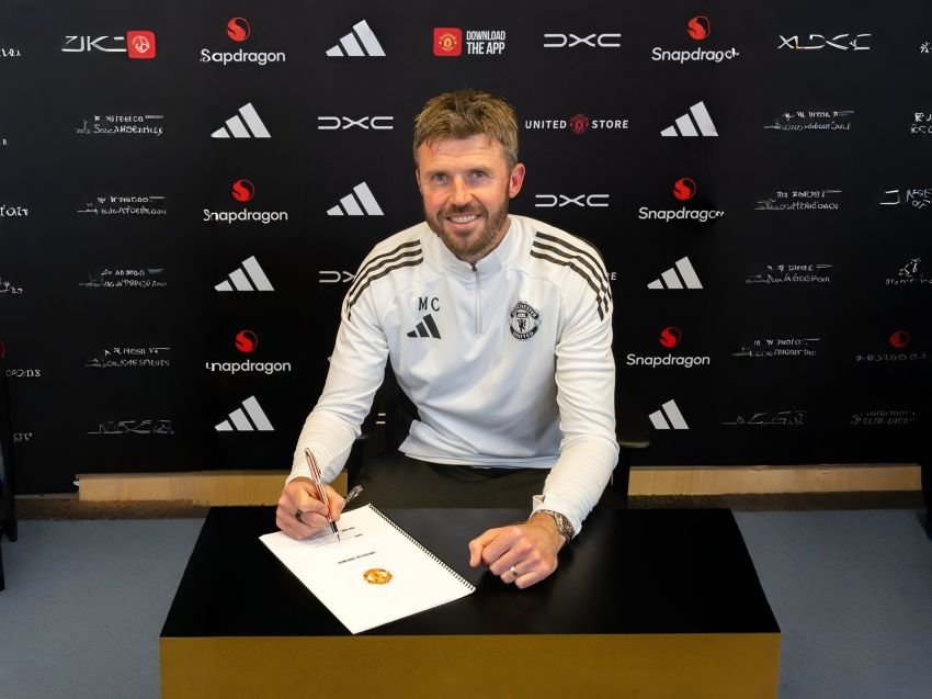 Carrick Resmi Latih Man United hingga 2028, Era Baru Old Trafford Dimulai