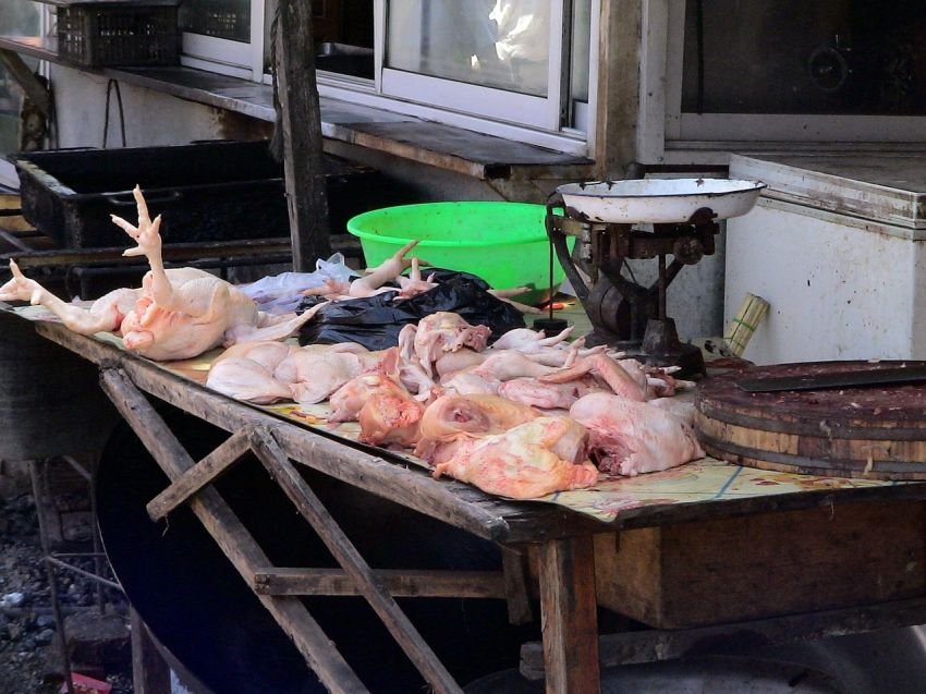 Harga Cabai Merah Turun Drastis, Harga Daging Ayam dan Sapi Stabil Pasca Idul Adha di Medan