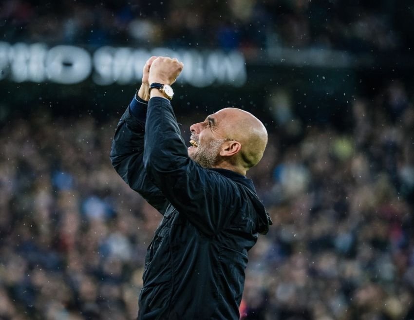 Pep Guardiola Kirim Ancaman, Manchester City Belum Menyerah
