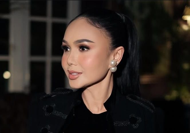 Rayakan 35 Tahun Berkarya, Yuni Shara Gandeng Ello