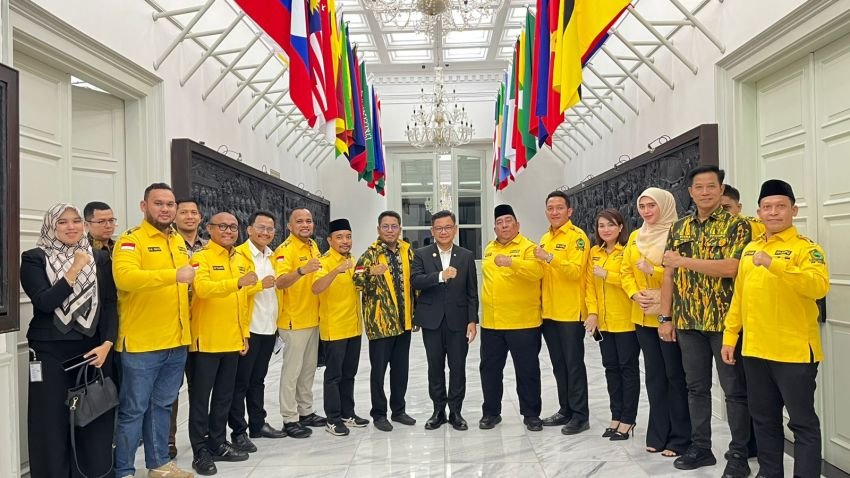 AMPG Bahas Strategi Kaderisasi Anak Muda Bersama Gubernur Lemhannas Ace Hasan Syadzily