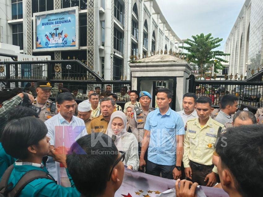 Tolak MBG, BEM SI Desak Prabowo Copot Kepala BGN