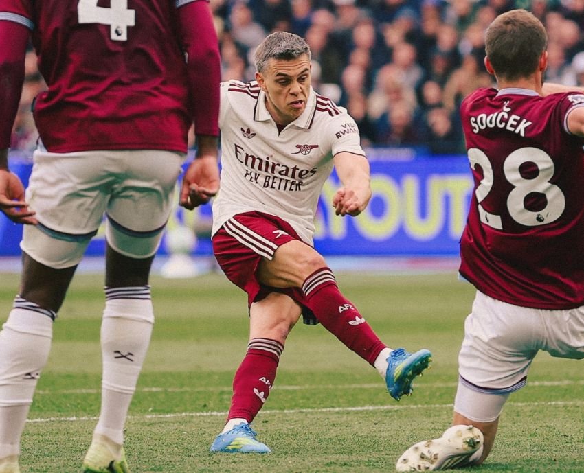 Gol West Ham Dianulir, Arsenal Semakin Dekati Trofi Liga