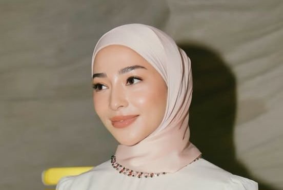 Mantap Berhijab Usai Umrah, Nikita Willy: Aku Ingin Jadi Contoh