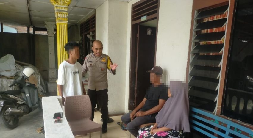 Kesal Tak Diberi Uang Rokok, Pemuda di Siantar Lempari Ortu dengan Batu