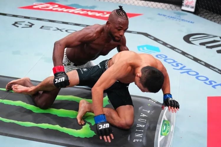 Manel Kape Tuntaskan Balas Dendam, Horiguchi Tumbang di Ronde Terakhir