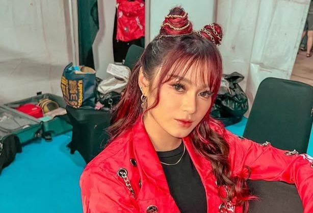 Pacari Berondong Lagi, Dara The Virgin: Dapatnya yang Muda Terus