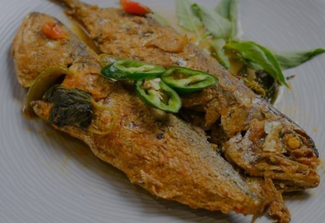 Cobalah! Ini Cara Aman dan Praktis Hilangkan Duri Ikan yang Nyangkut di Tenggorokan