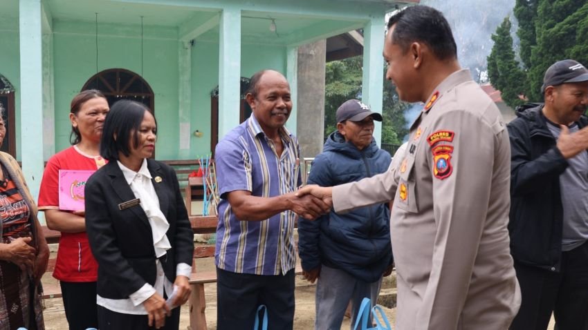 Sambut Hari Bhayangkara Ke-80, Kapolres Tapsel Kunjungi Rumah Ibadah