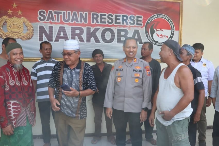 Sejumlah Tokoh di Kampungdarek Apresiasi Kapolres Padangsidimpuan dan Kasat Narkoba