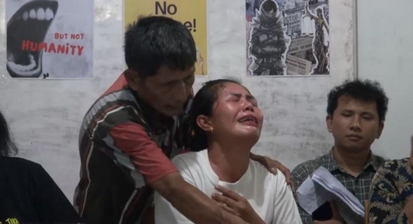 Tangis Janda Empat Anak, Suami Tewas Diduga Dianiaya Beramai-Ramai