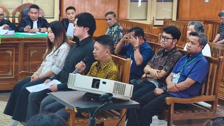 &lrm;Saksi Ungkap Dugaan Aliran Rp600 Juta ke Moettaqin Hasrimi di Sidang Korupsi Smartboard Tebingtinggi