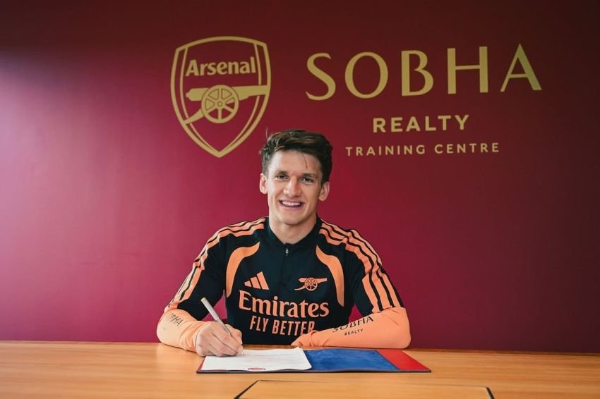 Arsenal Resmi Datangkan Christos Tzolis dari Brugge, Pecahkan Rekor Transfer Liga Belgia