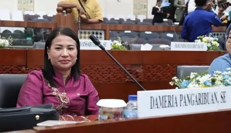 Dameria: Kepsek Jangan Arahkan Peserta Didik Beli Seragam Sekolah di Konveksi Tertentu