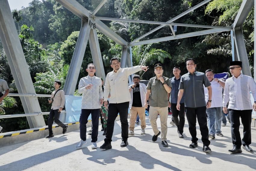 Pemprovsu Kebut Proyek Jalan dan Jembatan