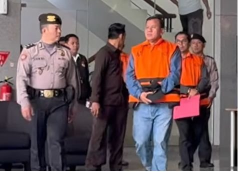 KPK Rilis Kasus OTT Bupati Kuansing, Minta Belikan Mobil Rp2,05 Miliar