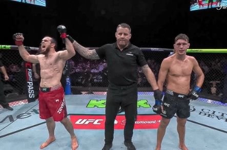 Debut Gemilang, Magomed Zaynukov Akhiri Rekor Sempurna Rzepecki: Dominan!