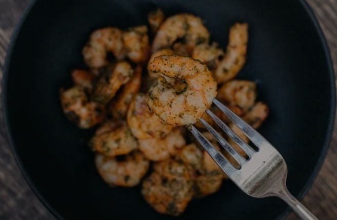 Cara Masak Udang Itu Gampang, tapi yang Enak dan Simpel Itu Beda
