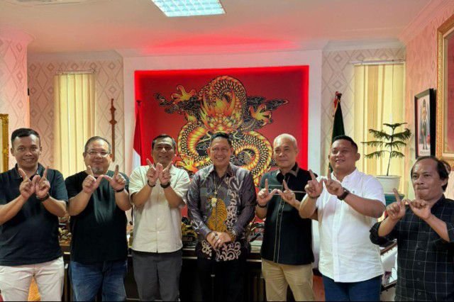 Wong Chun Sen Terima Audiensi Garuda Indonesia