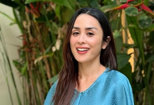 Mundur dari Produksi Film, Selvi Kitty Akui Gara-Gara Hamil