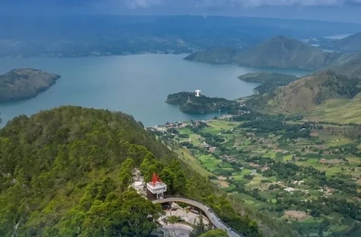 Ini Enam Danau Memukau di Indonesia, Danau Toba Juaranya