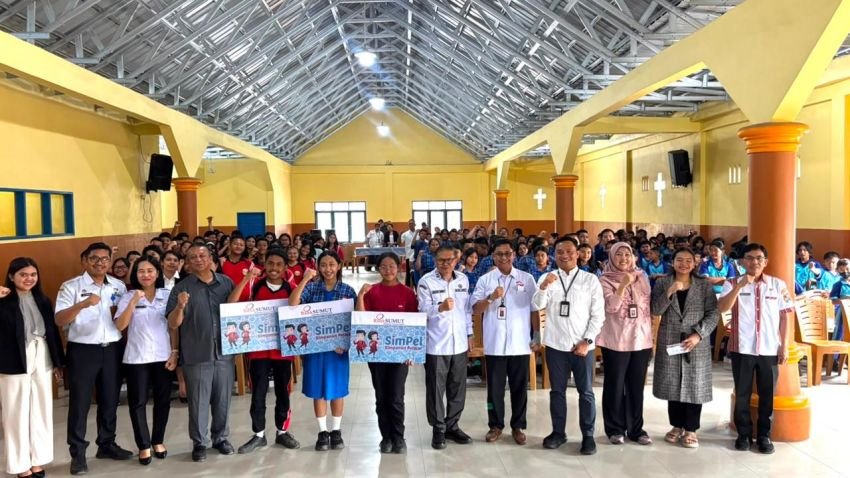 Bentengi Pelajar dari Produk Keuangan Ilegal, OJK Sumut dan Pemkab Karo Dorong Budaya Menabung Resmi