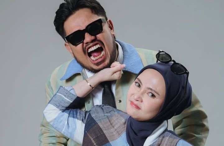 Parah! Rigen Rakelna dan Istri Jarang Mandi
