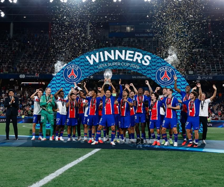 PSG Juara Piala Super Eropa 2026 Tundukkan Aston Villa 2-1, Luis Enrique Beri Pesan Tegas