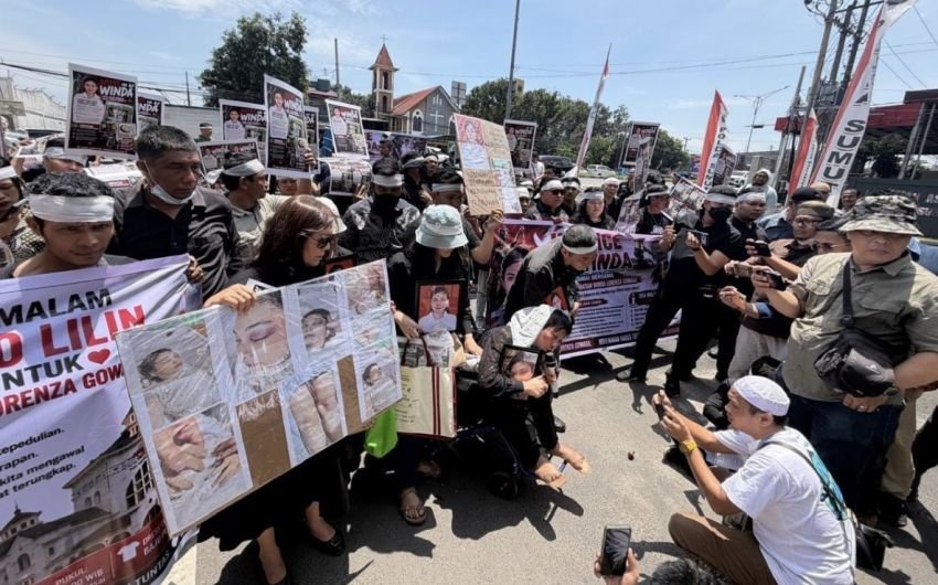 Keluarga Winda Lorenza Gowasa Demo Polda Sumut, Desak Scientific Investigation
