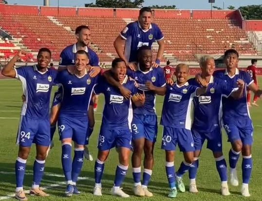 Persib Singkirkan Persija, Maung Bandung Melaju ke Final