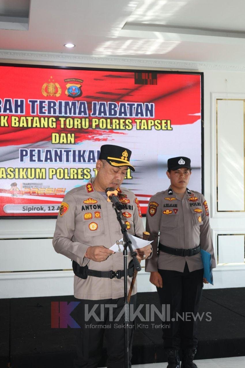 Kapolres Tapsel Pimpin Sertijab Kapolsek Batang Toru