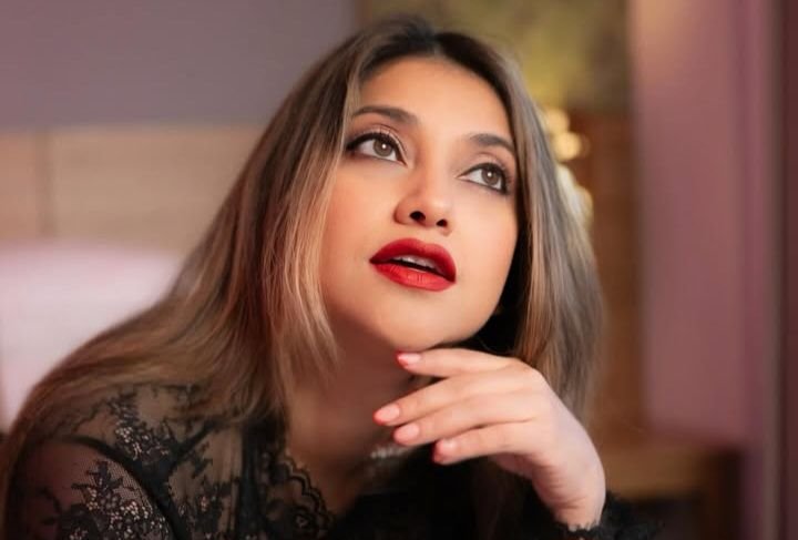 Pulang ke Indonesia, Sarah Azhari Mau Comeback di Dunia Hiburan