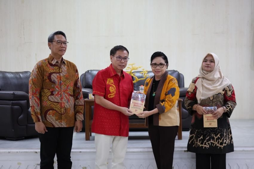Bedah Buku Tionghoa Medan, Sofyan Tan Sebut Budaya Tak Mengenal Pagar